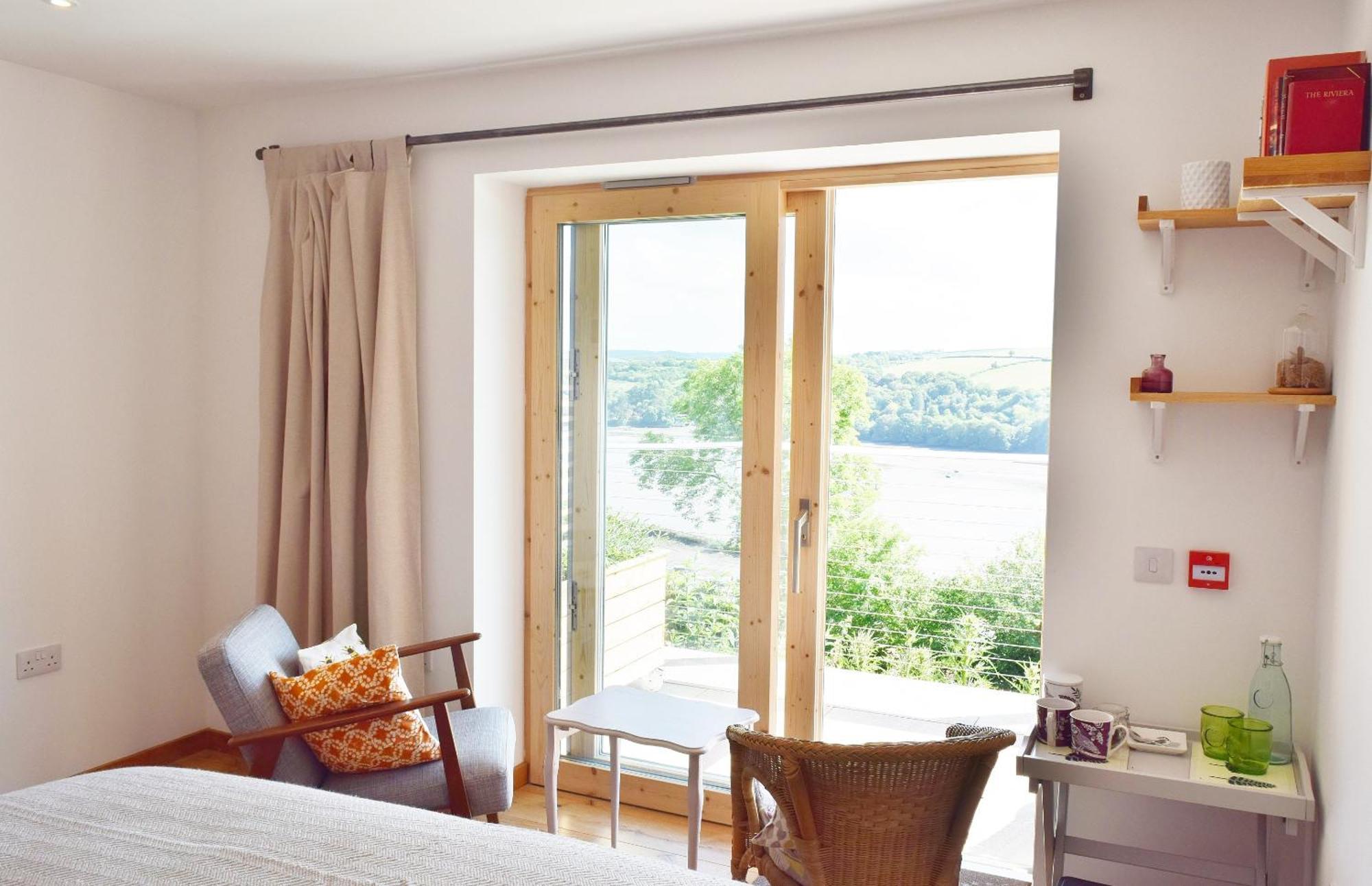 The Sanctuary Cornwall Golant Room photo